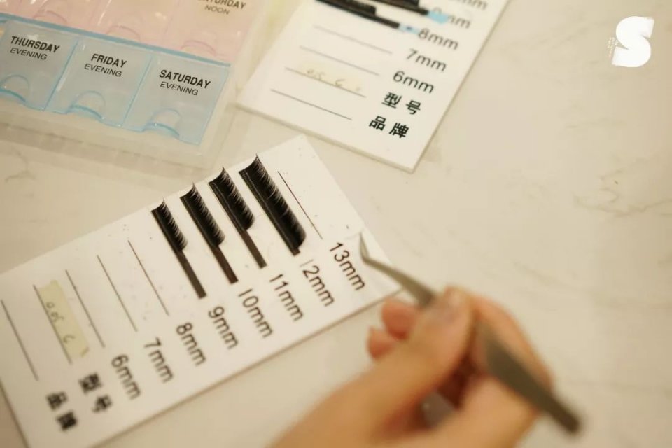 嫁接睫毛会有什么感觉,嫁接睫毛安全不