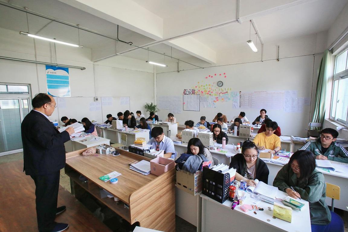 大学选择法学专业，应该如何去学好专业