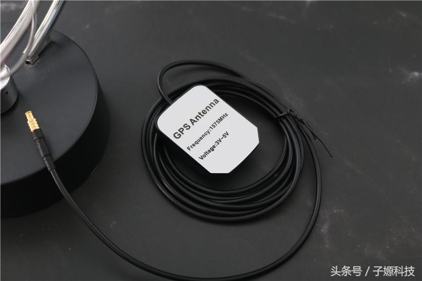 用手机管理爱车一腾讯车联轲轲西里T8行车记录仪