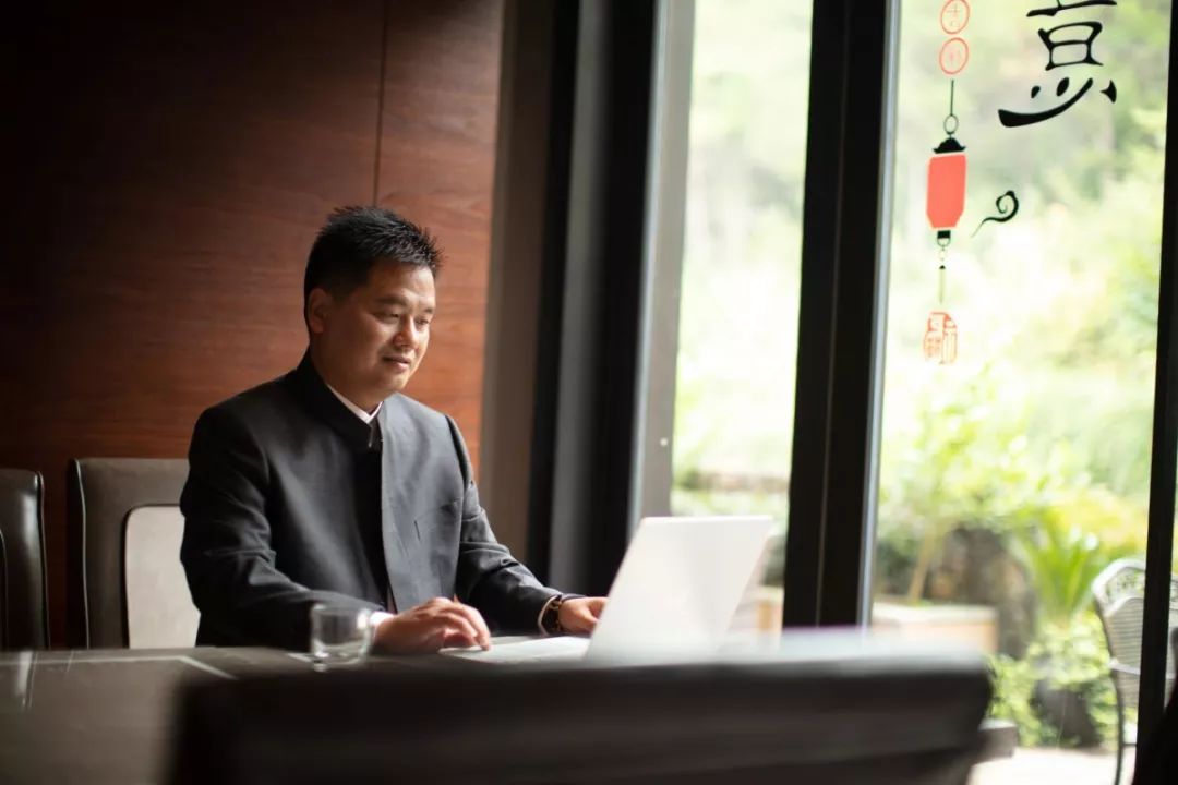 中信红木的品牌故事,中信红木前程辉煌