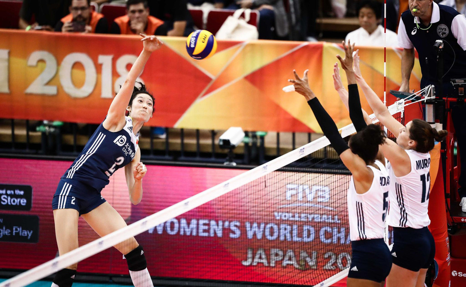 央视转播女排比赛,央视新闻报道中国女排视频