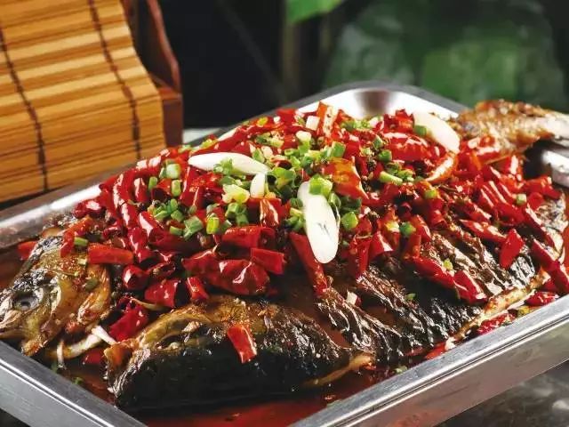 成都小吃街哪里最出名,成都小吃街哪里最出名又便宜