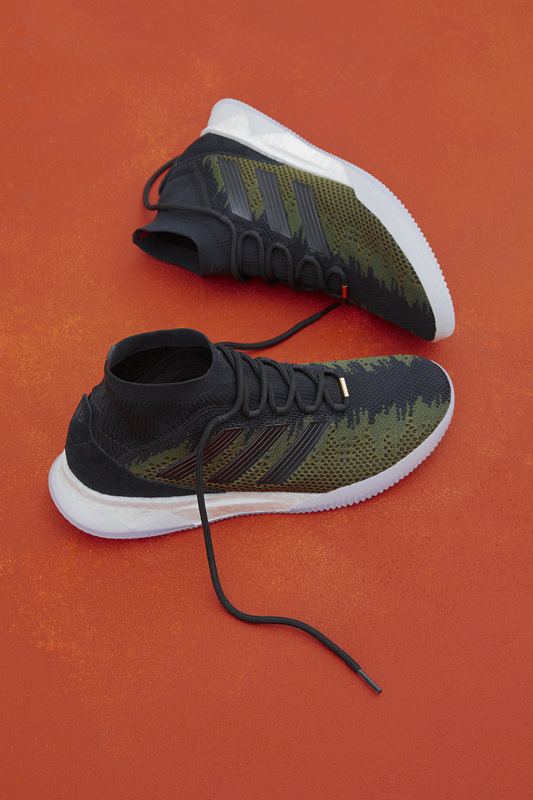 博格巴上脚球鞋,博格巴新红球鞋