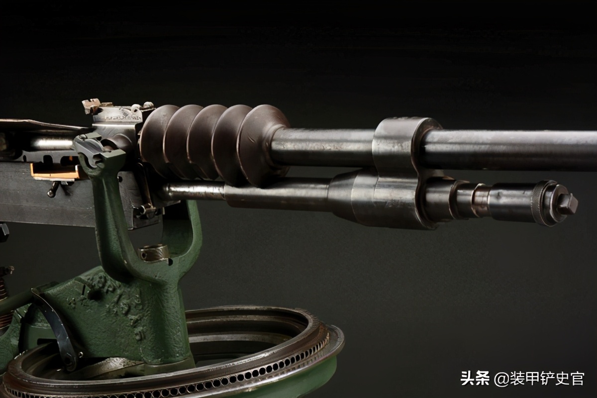 民国气冷式马克沁机枪,马克沁重机枪水冷式与气冷式