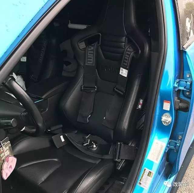 蓝色两厢马自达星骋,马自达星骋特点