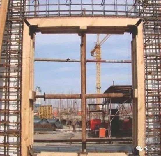 梁板柱模板施工流程,墙梁板模板的施工方法