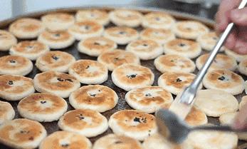 诸暨南门绿豆饼,一口酥到掉渣的绿豆饼