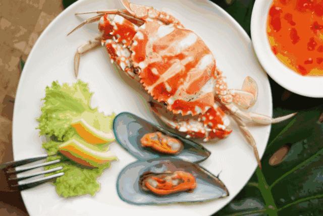 周末畅刷法国生蚝！招牌西班牙海鲜饭、珍稀火腿天天有！