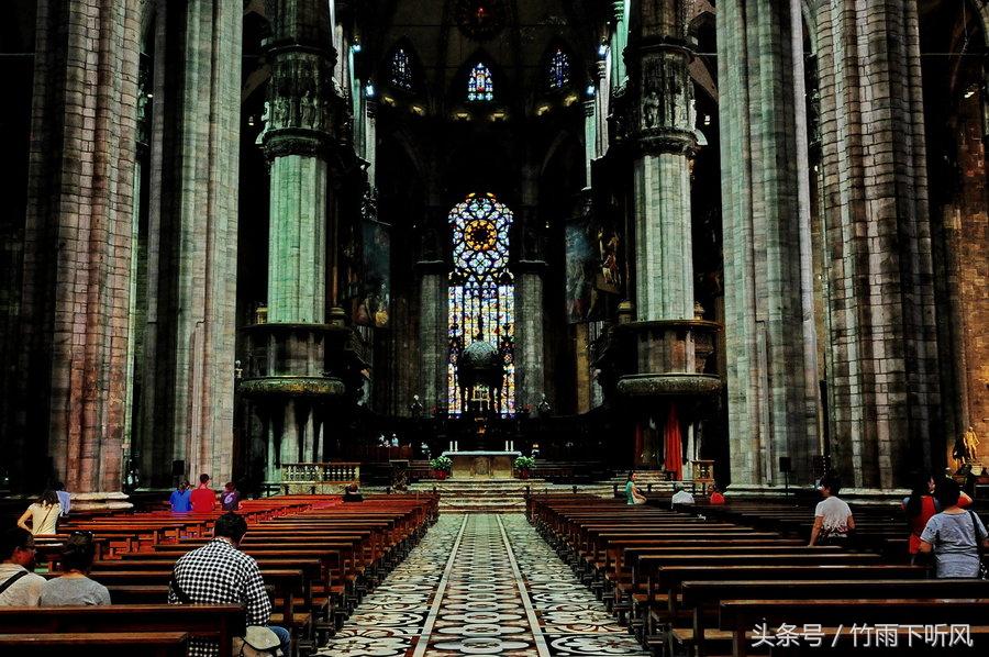 世界最“恐怖”阶梯直接吓到游客腿软，华山第一险，你去过吗