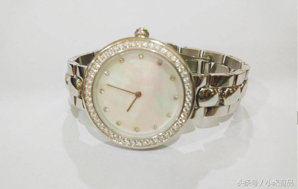 有品表姐突然晒美照！据说是发现了一款心爱的宝贝