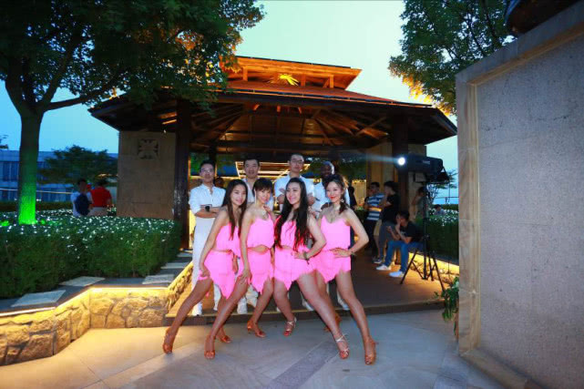 2018年世界杯燃情之夜视频,2018世界杯燃情之夜光辉岁月