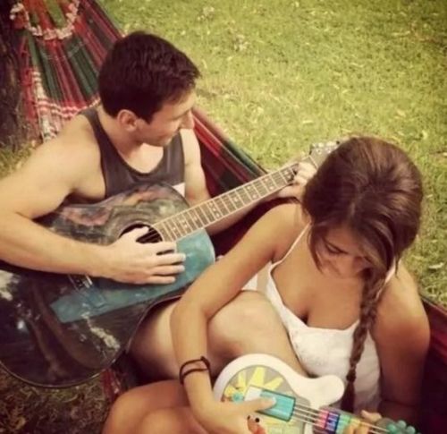 梅西内马尔苏亚雷斯马拉多纳小罗,梅西的成就和马拉多纳谁更厉害