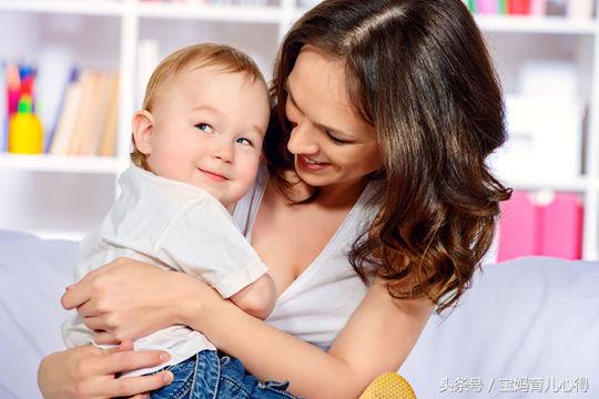 宝妈奶水不够如何做催奶汤呢,催奶要喝很油的汤