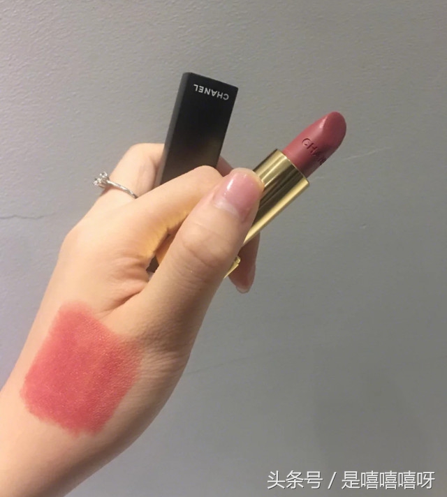 今年秋冬最火的大牌口红,今年最火的大牌口红是哪款