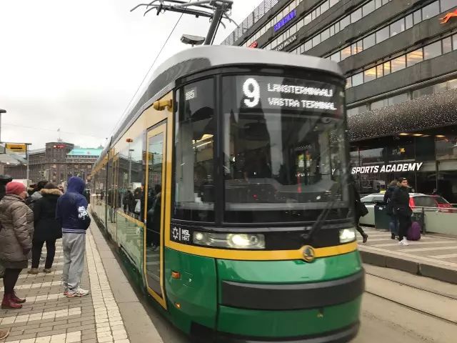 如何在芬兰摆摊赚欧元-自由公路芬兰站之赫尔辛基跨年