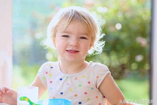 好听洋气有内涵的宝宝名字收藏,简单大气好听的宝宝名字大全