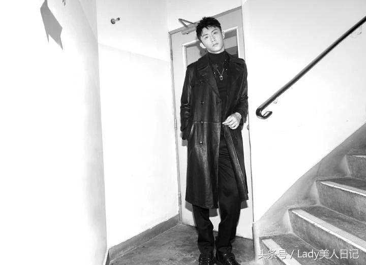 男生穿起来很酷的外套男童,才子男装皮夹克冬装机车皮外套