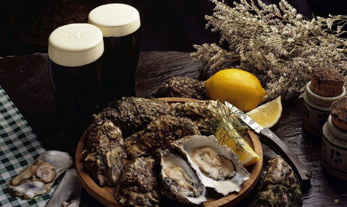 新英格兰和纽约,英格兰和塞维利亚的关系