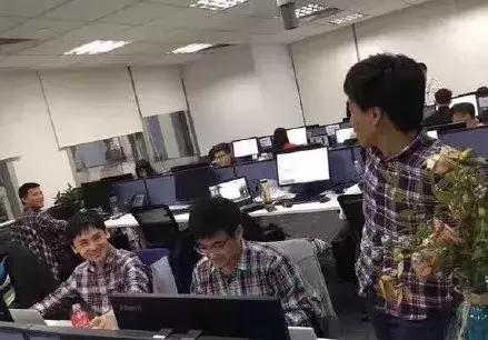 在广州上班一天是怎么度过的,在杭州上班一天花多少钱