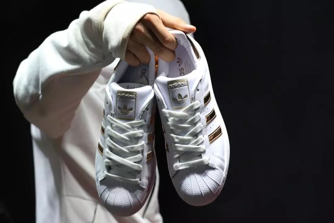 秒杀活动选次卡还是团购,秒杀优惠活动火爆进行中