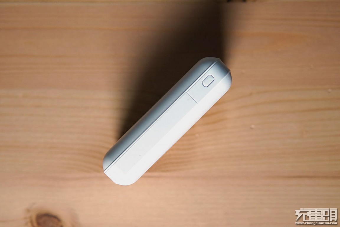 type-c显示器带电源,type-c输入电压范围