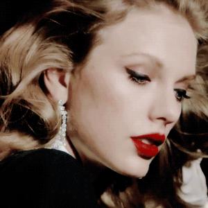 这个经历84段恋情,圈粉5亿的歌手:做自己,全世界都会为你鼓掌