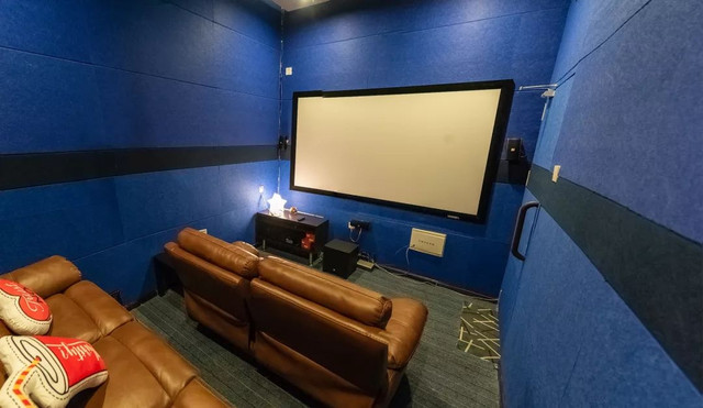 2000+部电影、游戏任意撸！这家影院堪称反套路约会NO.1圣地！