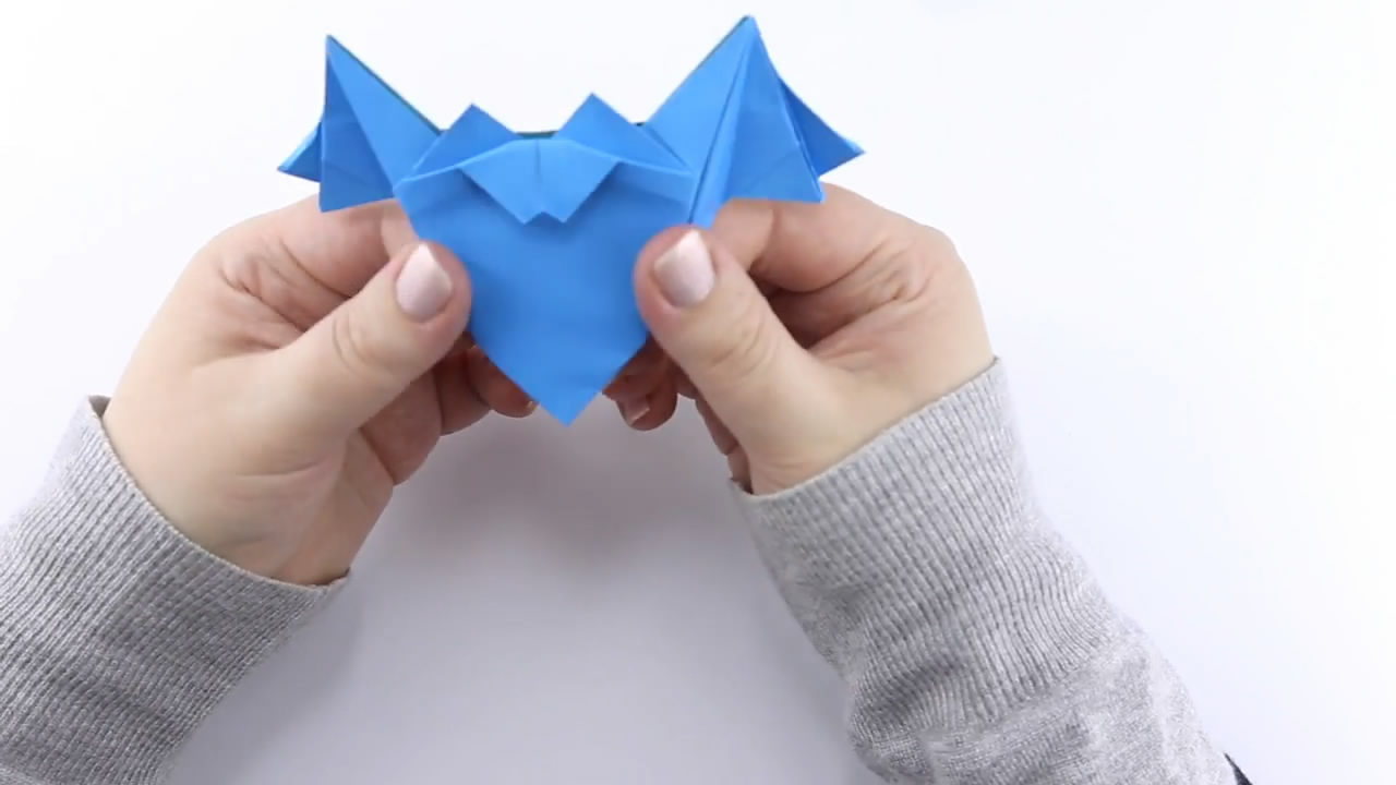 7-10岁儿童手工折纸会飞的蝙蝠,全世界最快最简单会飞的折纸蝙蝠