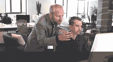 一句话就能逼疯的设计师,设计师被甲方逼疯句子