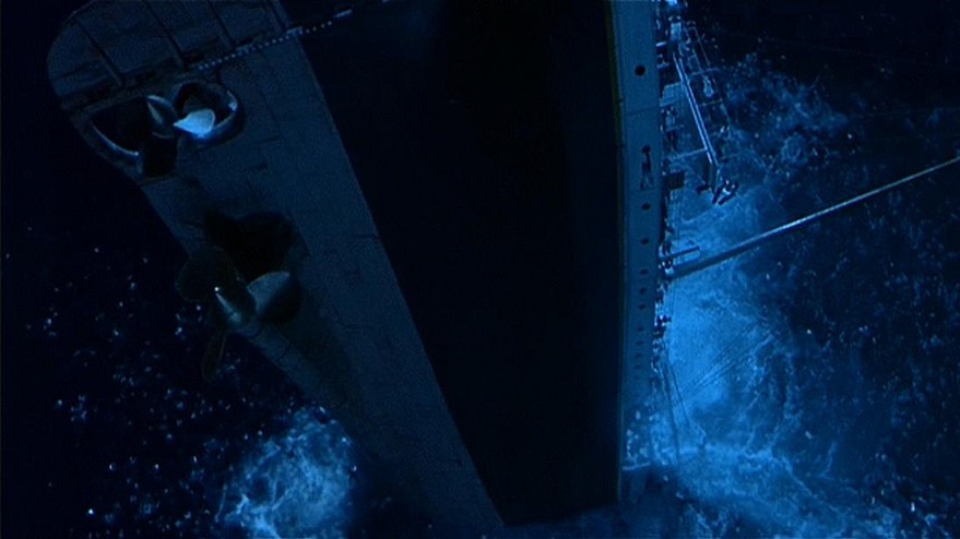 电影泰坦尼克号视频,电影泰坦尼克号沉没片段