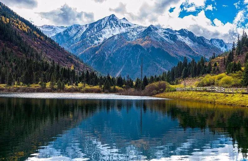 泡茶用水什么是最佳选择,哪种水泡茶好喝一点