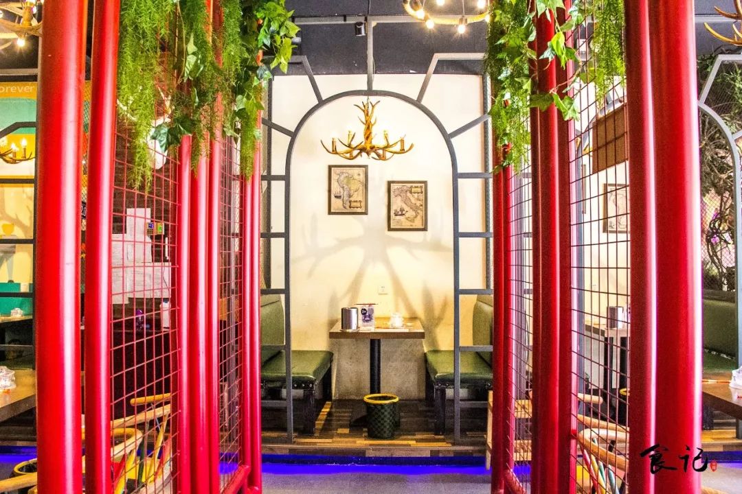 这家凭年糕火锅圈粉无数的店,这家串串每吃一次都念念不忘