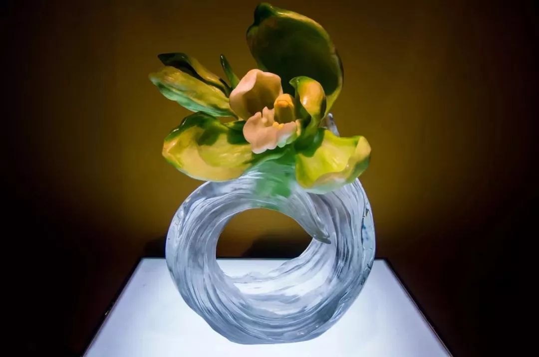 景泰蓝施华洛世奇,施华洛世奇黄金和玛瑙哪个好