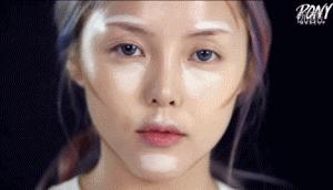 杨幂同款单眼皮红色系妆容,杨幂御用化妆师教你打造减龄妆