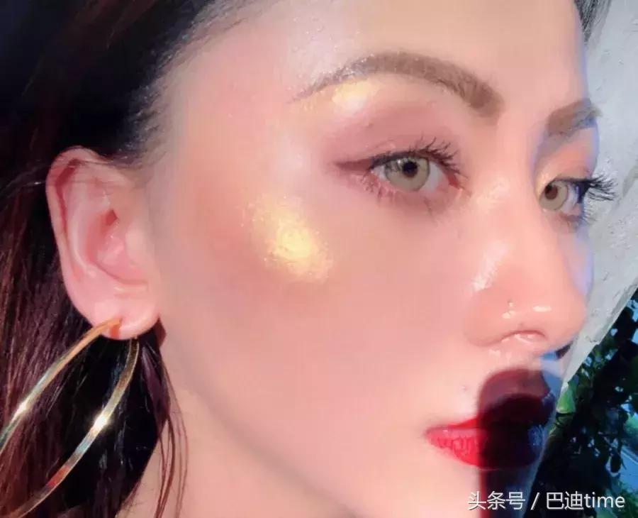 化妆+高光：妆面不满意？是因为少了这步！