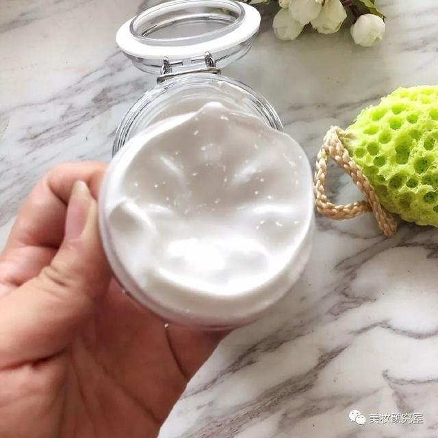 秋冬美白保湿用佰草集大白泥就够了