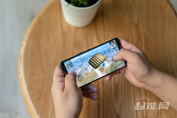 华硕rogstrixb460igaming,华硕rog最新款手机