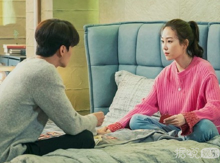 塔台吻，天台吻，红酒吻，这部剧撒糖撒不停