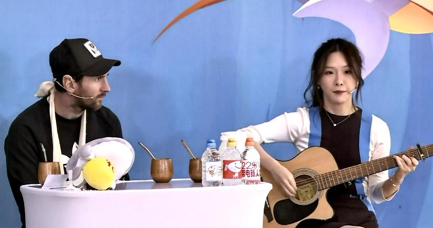 斗鱼梅西阿冷,斗鱼阿冷最后一场直播