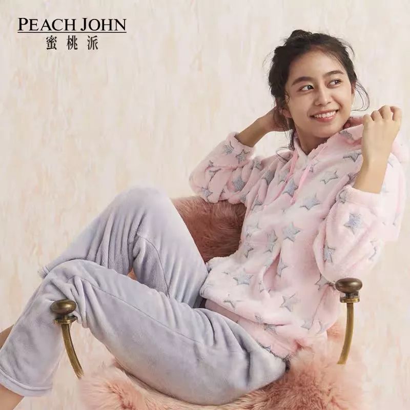 可甜可纯可性感，我们仙女连睡衣都要软fufu