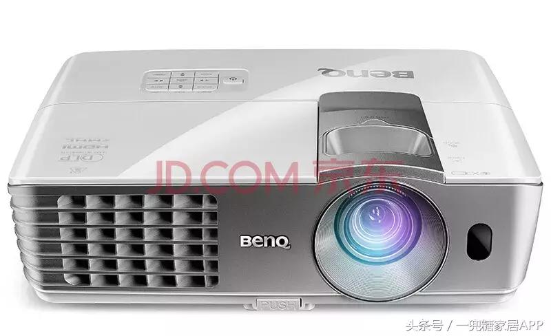 低成本打造家庭影院,100元打造家庭影院装修