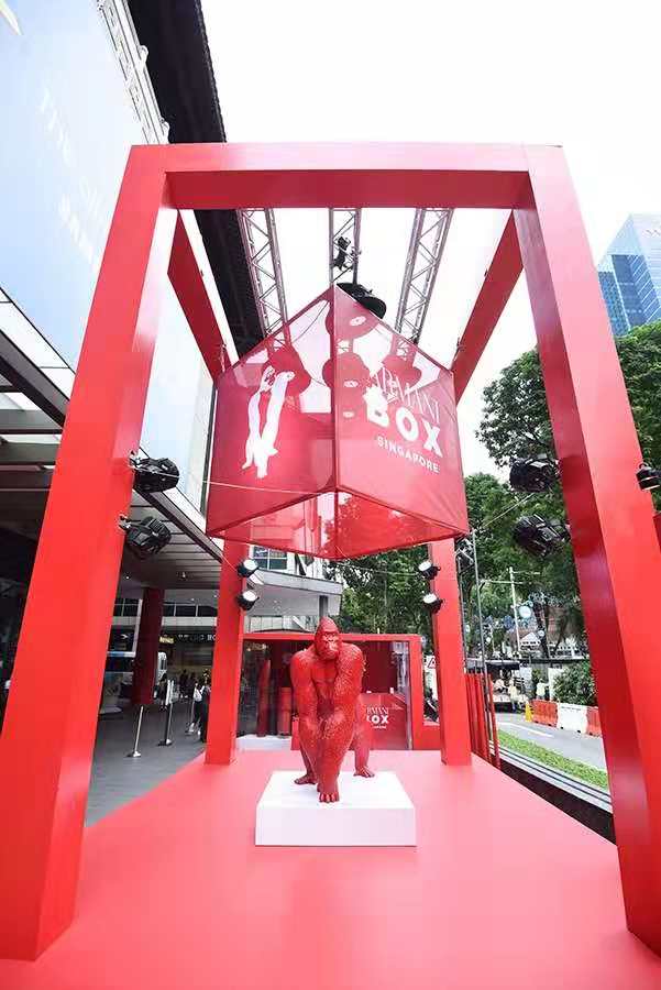 新加坡小姐姐们的福利来了！阿玛尼美妆快闪店空降新加坡！