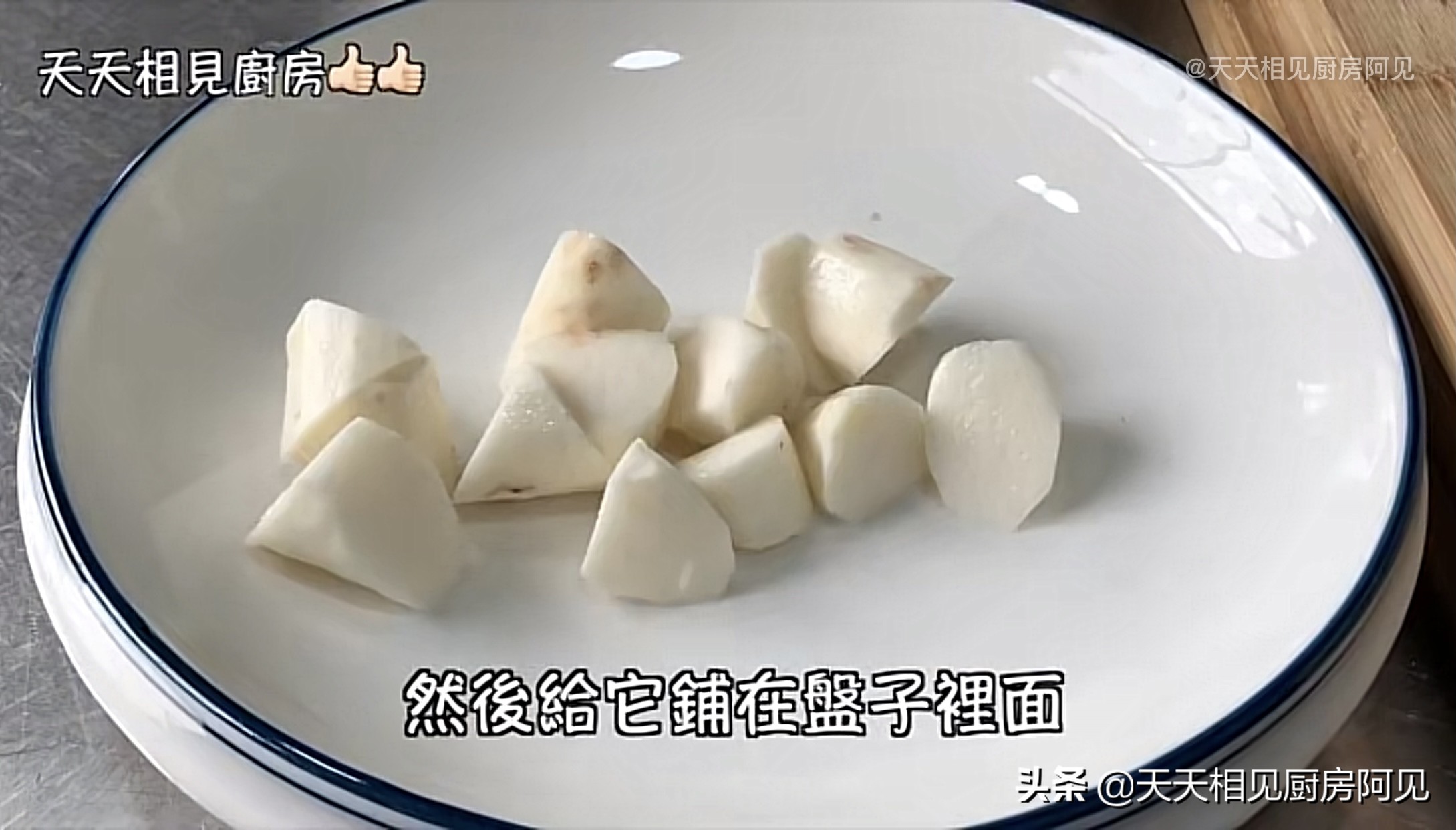 怎样清蒸鸡好吃又简单的方法,清蒸鸡的正宗做法和步骤