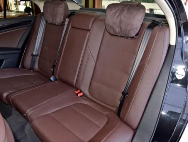 红旗h7怎么样性价比如何,18款红旗h7落地多少钱