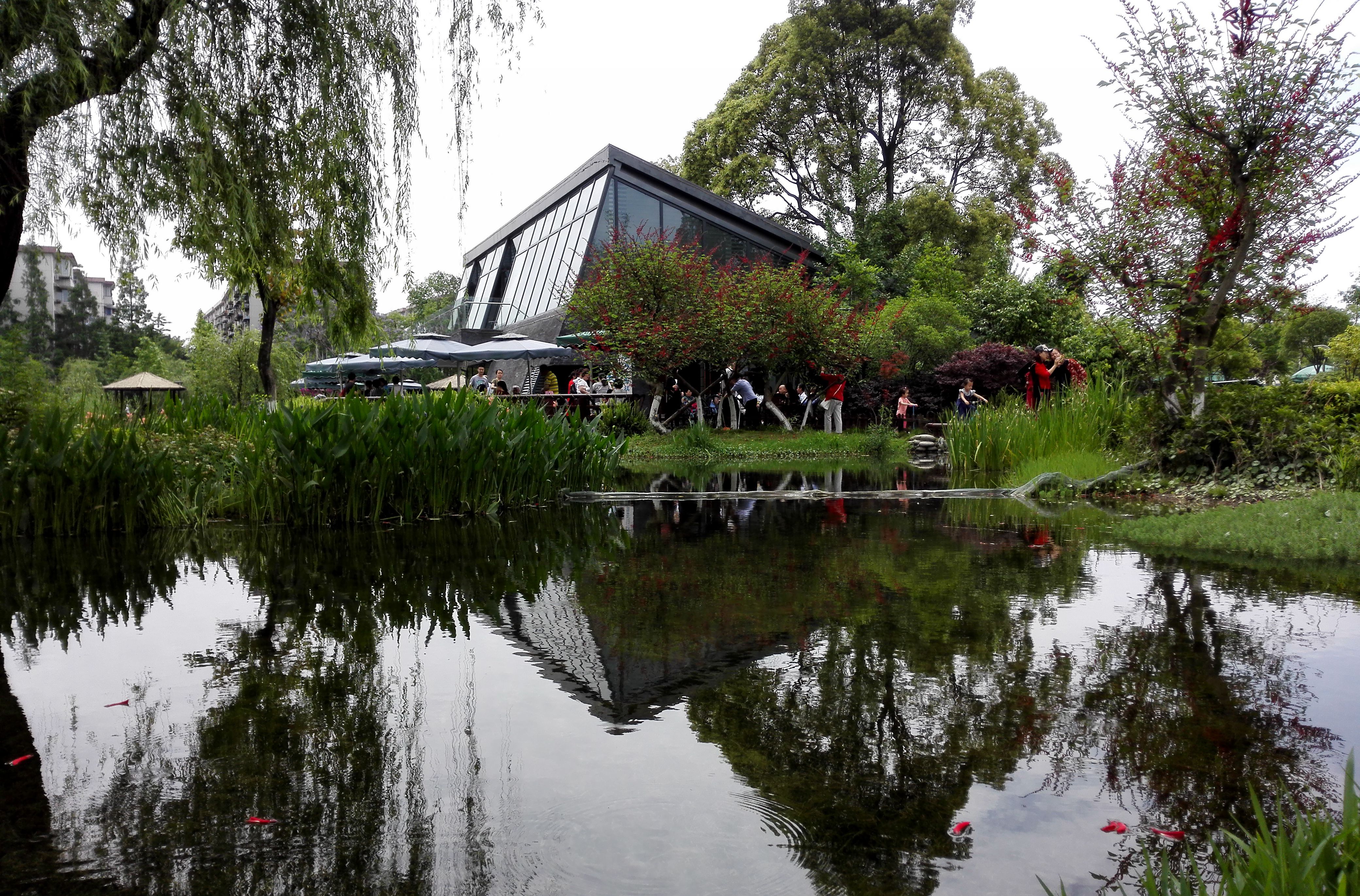 哪个再说成都好耍就给他“打燃火”