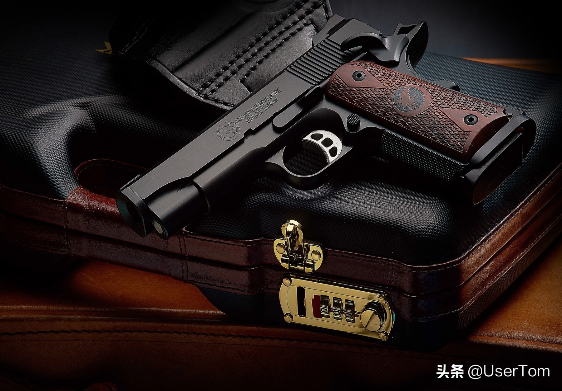 德国夜鹰左轮手枪图片,夜鹰雌鹰1911手枪