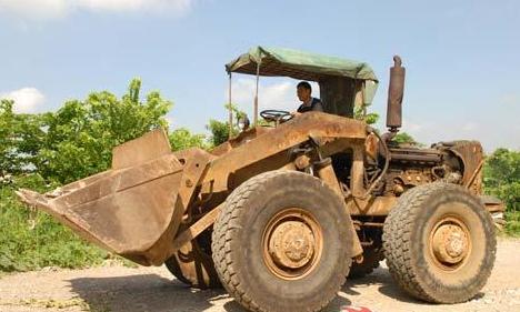 1966年国内第一台什么柳工装载机,柳工最先进的装载机是哪一款