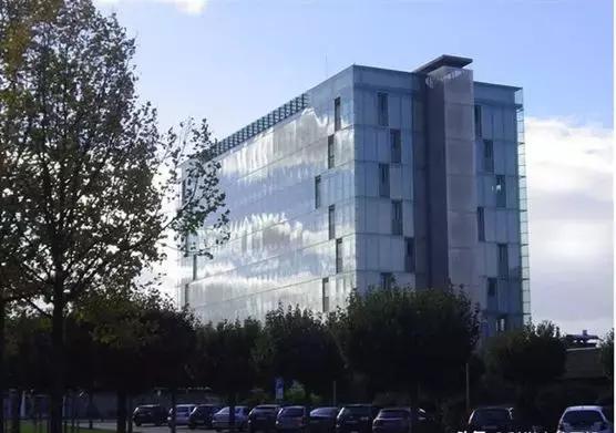 闀滃ご涓嬬殑寰峰啗,鍟嗗懆涓撴爮