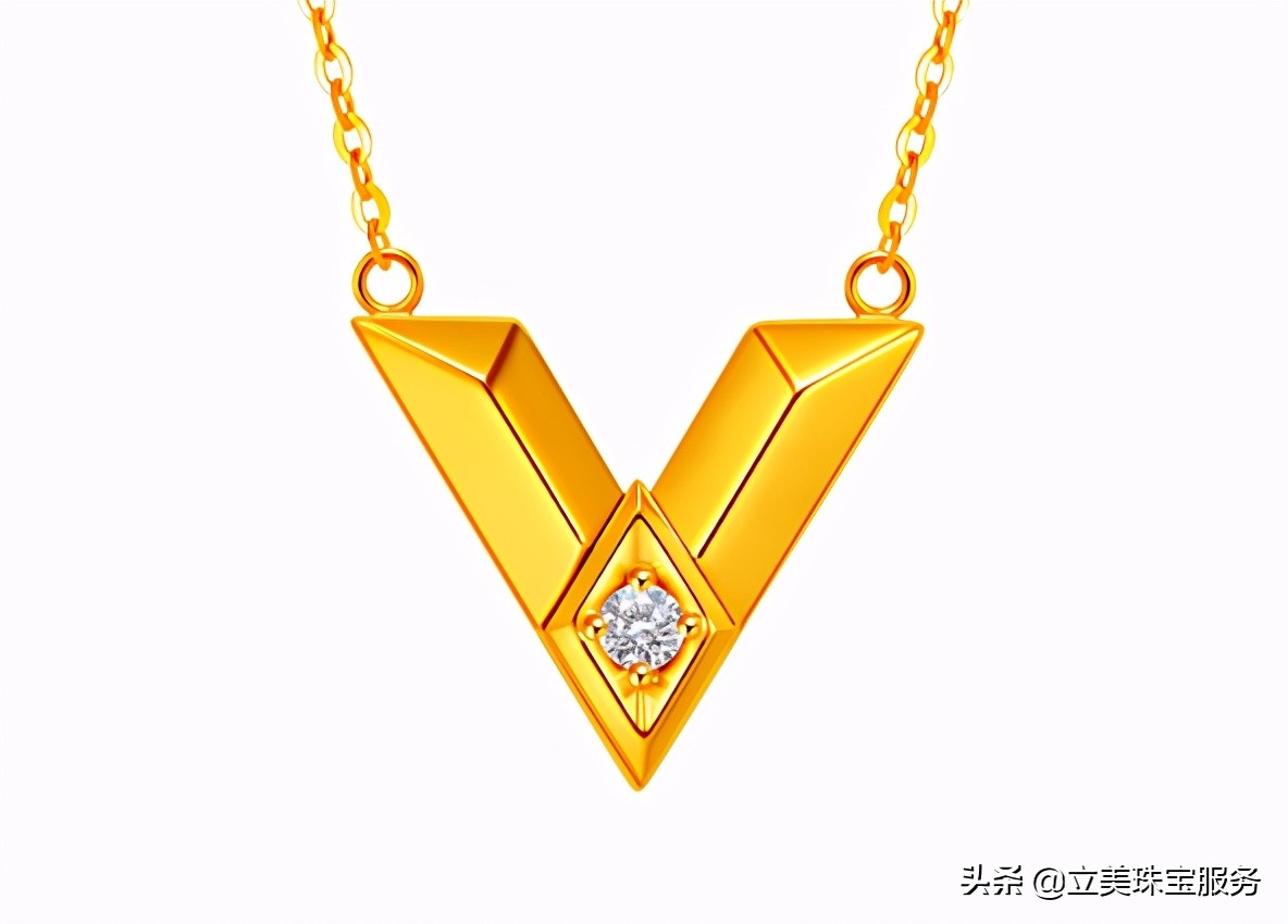 黄金首饰怎么清洗才光亮如新,黄金首饰放久了发黑怎么清洗