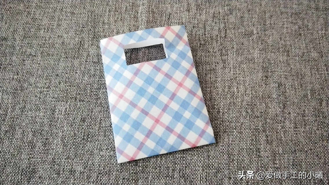 纸袋玩偶手工折纸制作教程,纸袋树叶小人怎么折纸教程